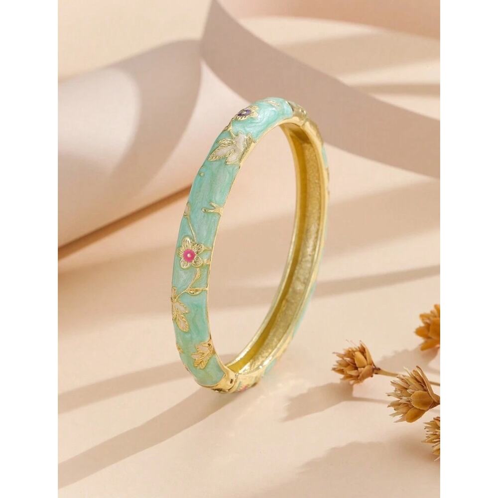 Novelty Green Floral Cloisonne Bead & Gilded Women's Bracelet, Daily Wear, Gift